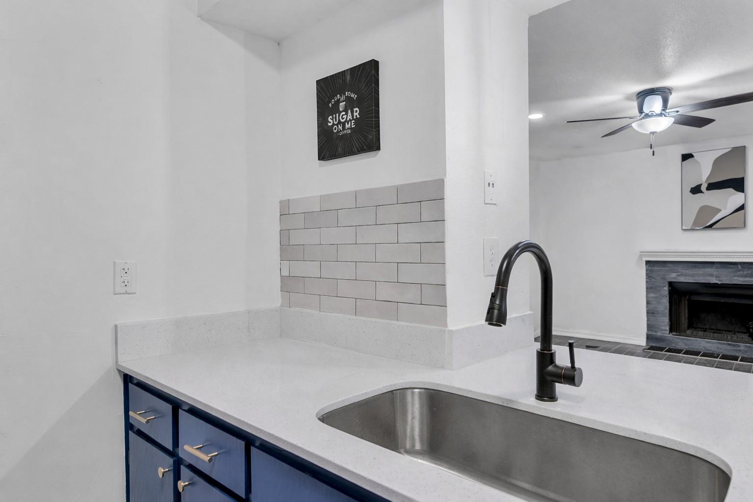 4500 E Oltorf St # D410, Austin, TX 78741