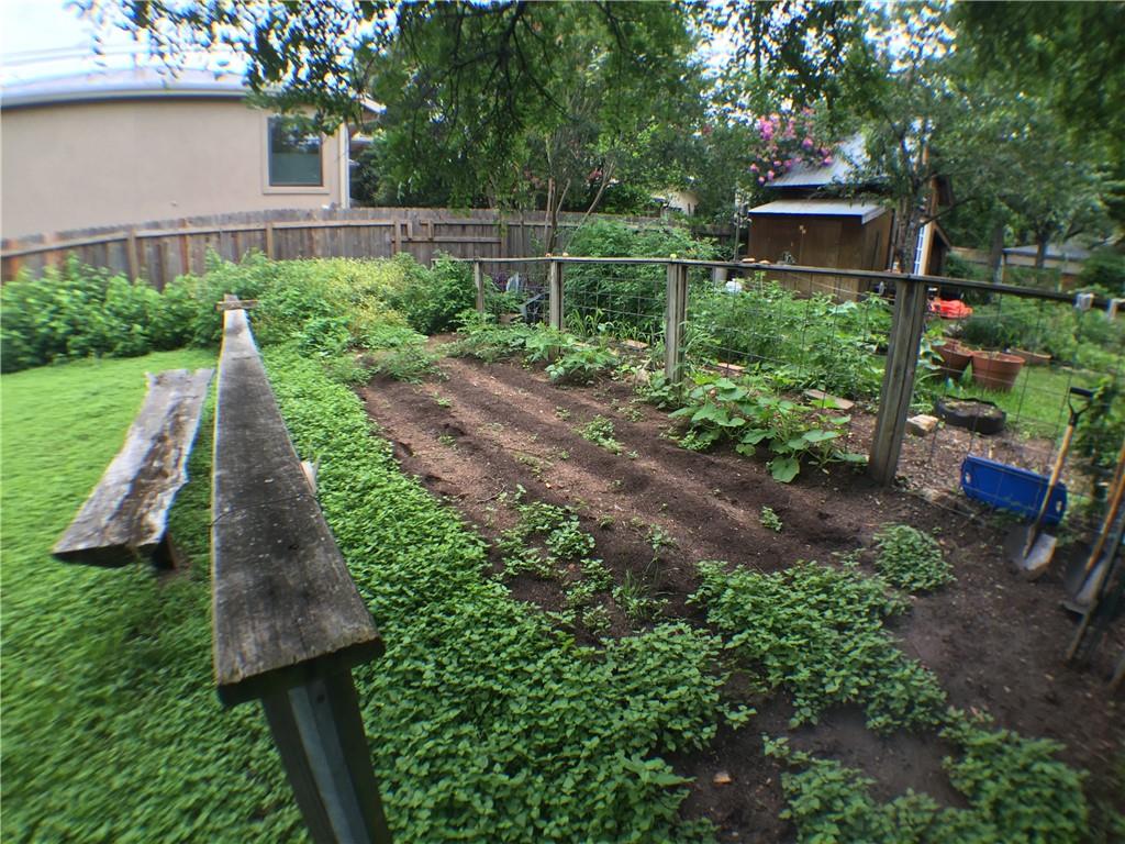 2000 Schulle Ave, Austin, TX 78703