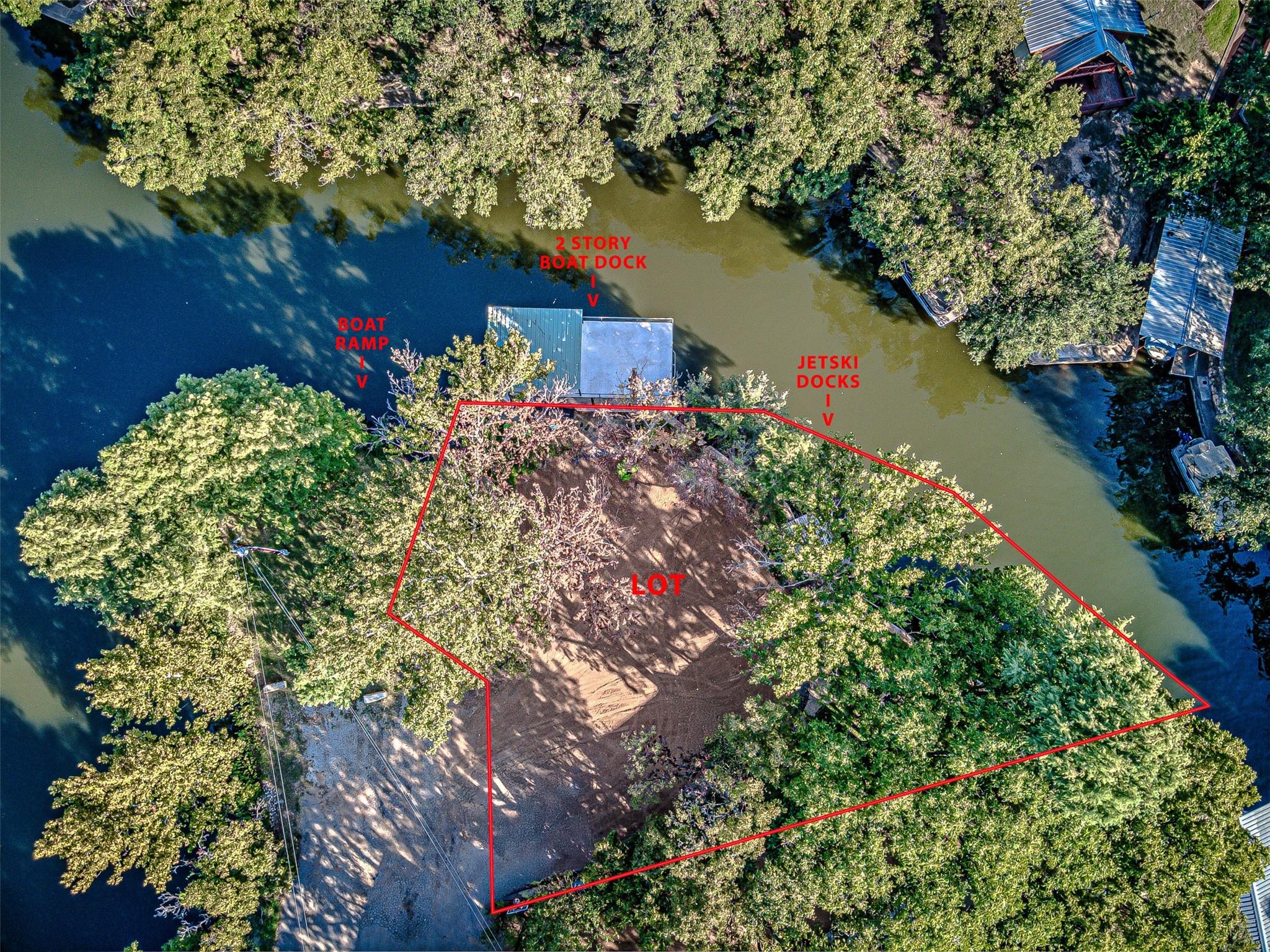 1336 S Lakeside Dr, Kingsland, TX 78611