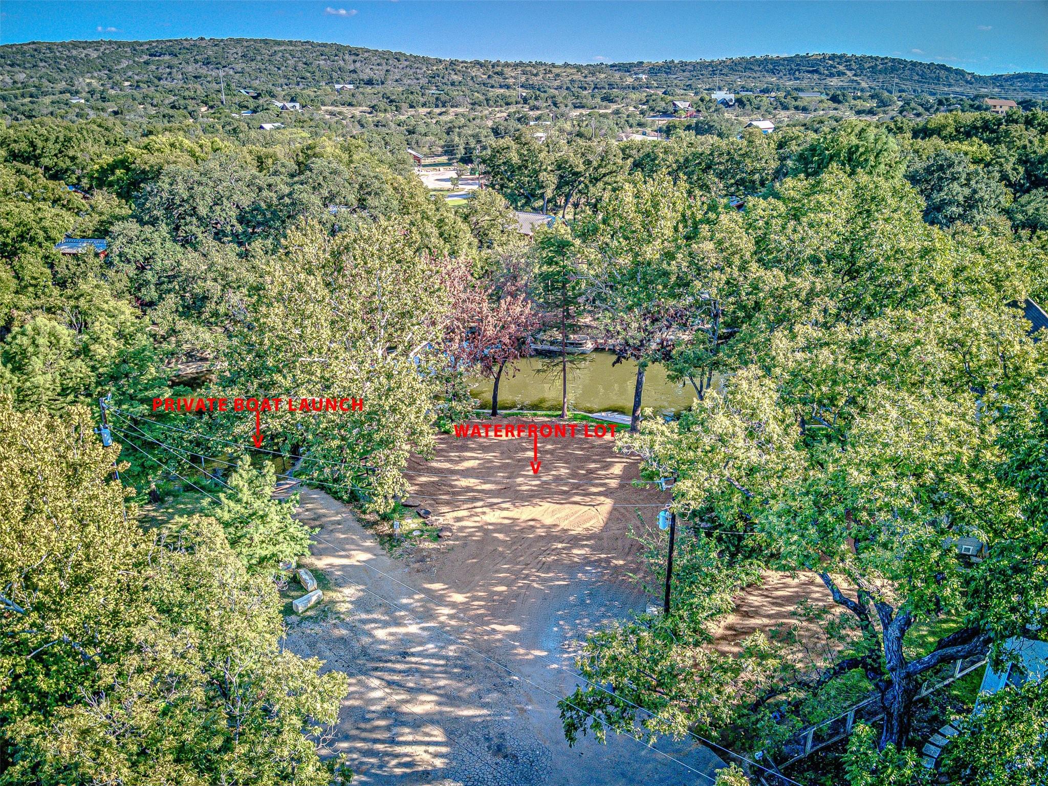 1336 S Lakeside Dr, Kingsland, TX 78611