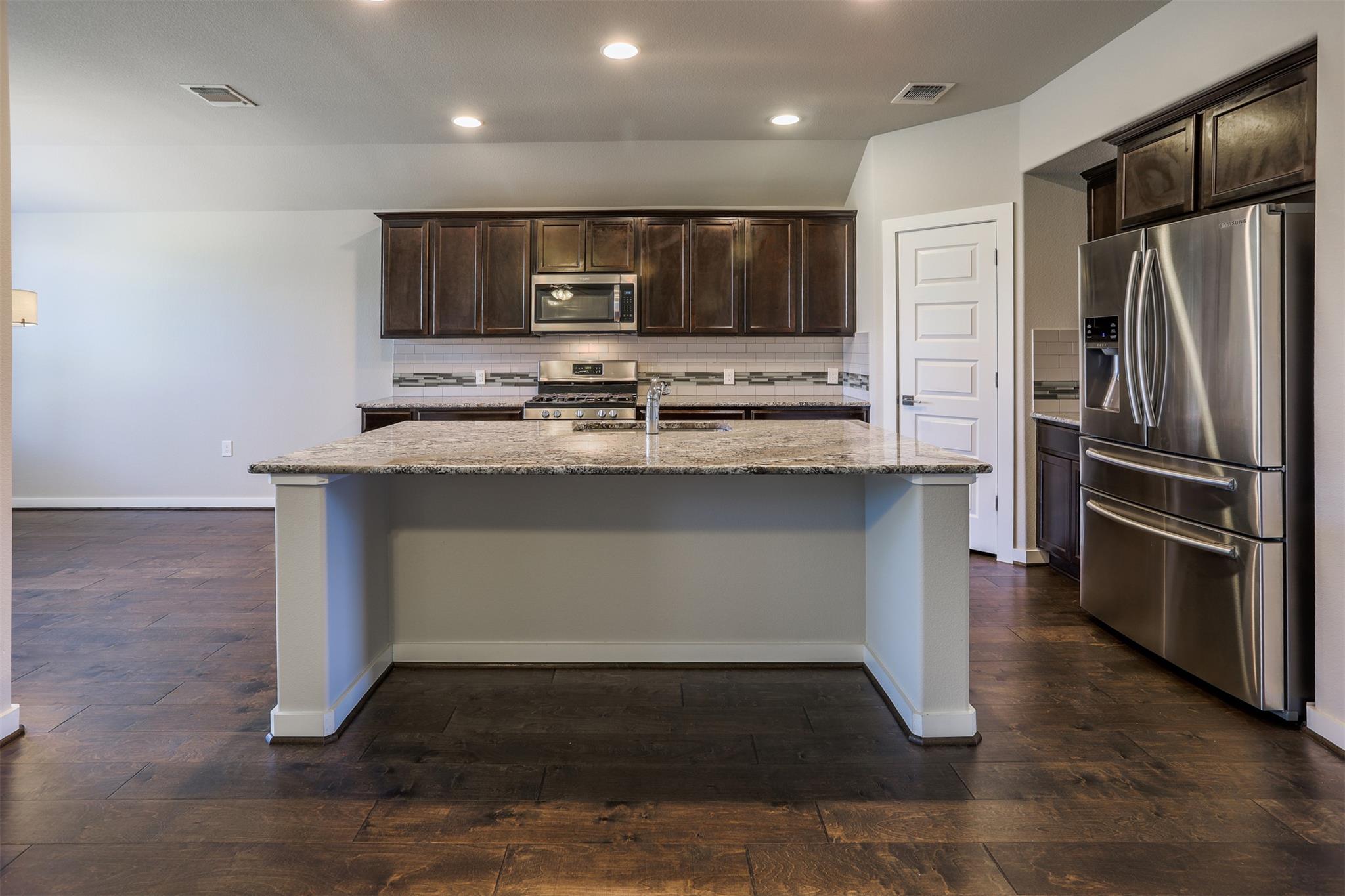 7108 Garnet Mill Ln, Austin, TX 78744