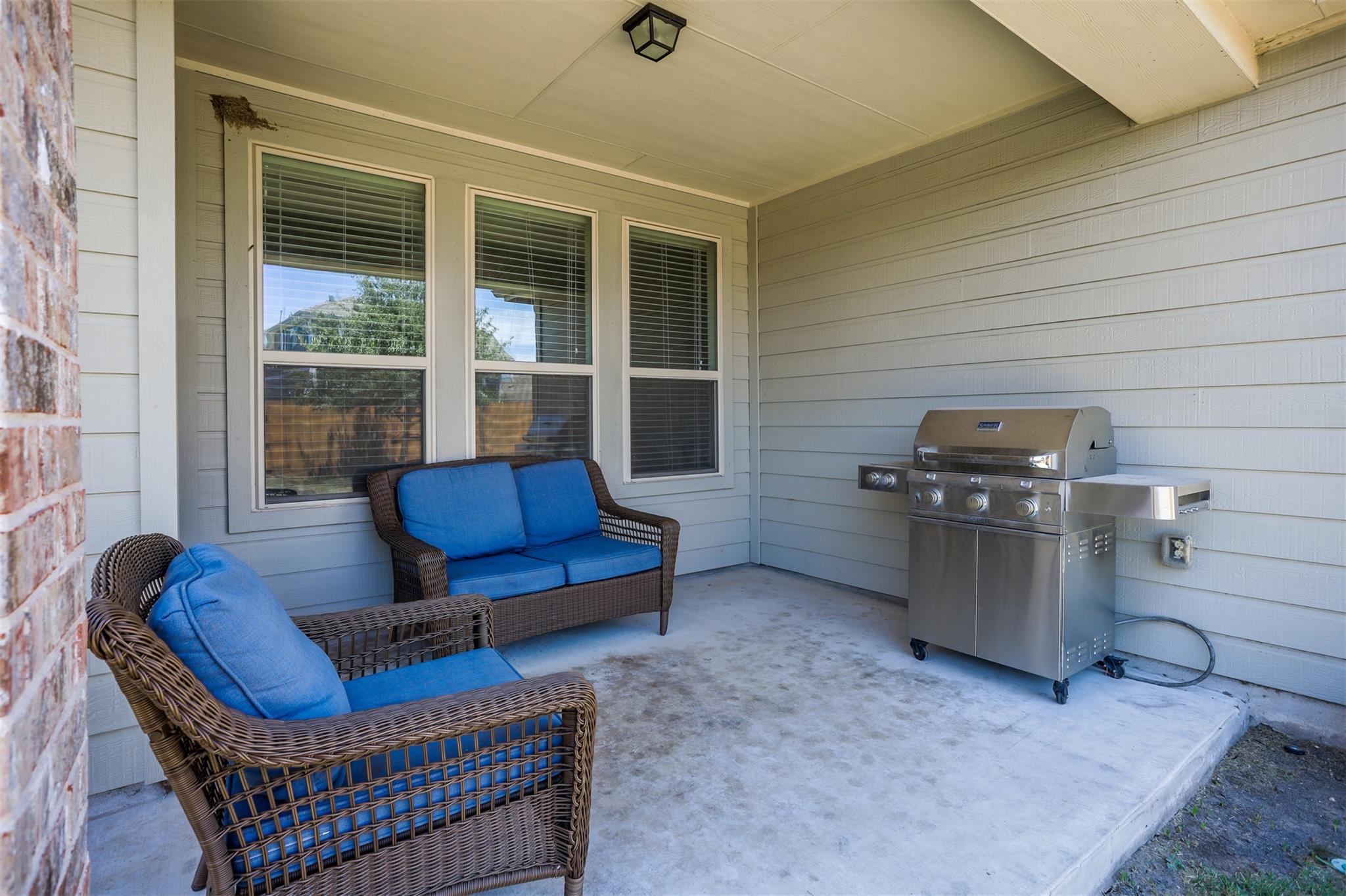 7108 Garnet Mill Ln, Austin, TX 78744