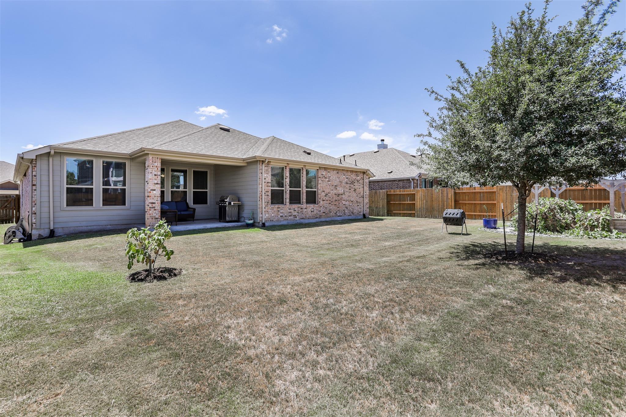 7108 Garnet Mill Ln, Austin, TX 78744