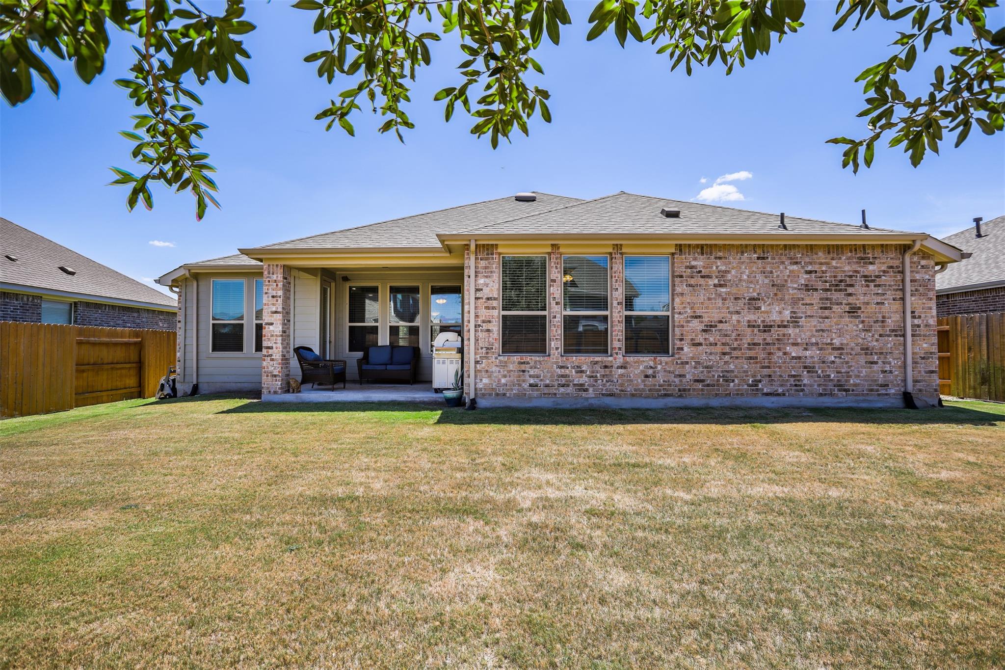 7108 Garnet Mill Ln, Austin, TX 78744