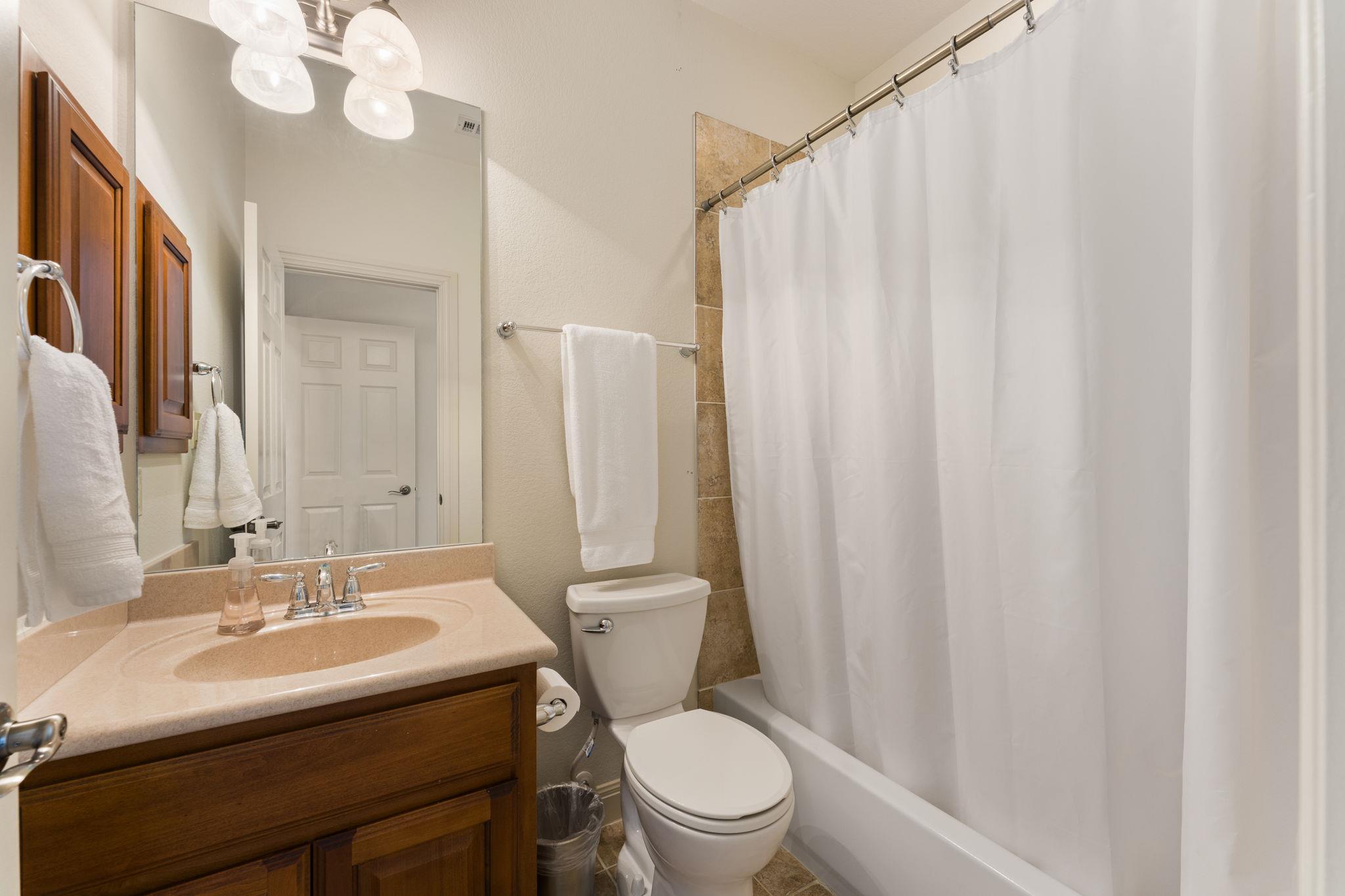 205 Emerald Ridge Dr, Austin, TX 78732