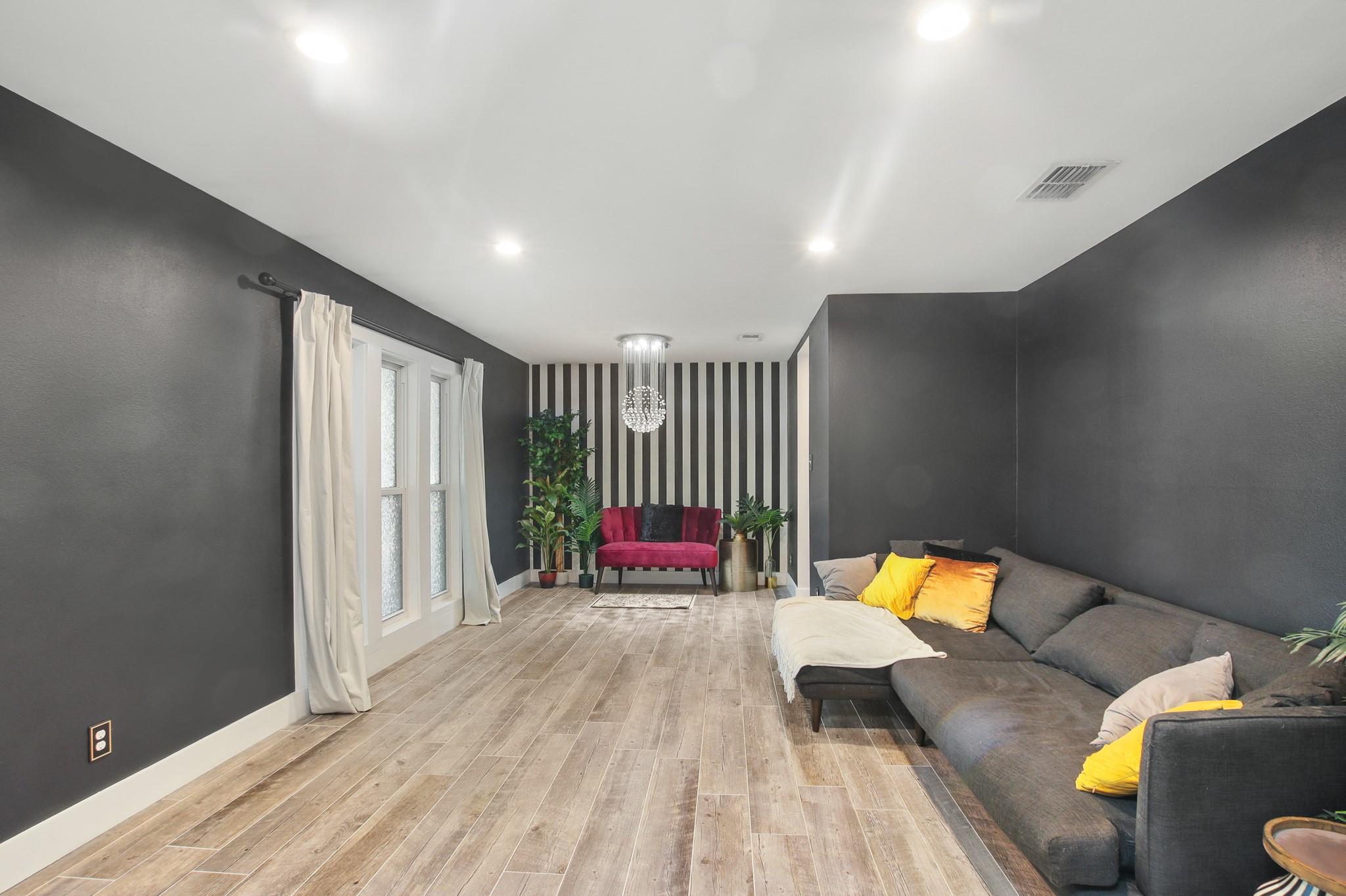 10129 Aspen St, Austin, TX 78758