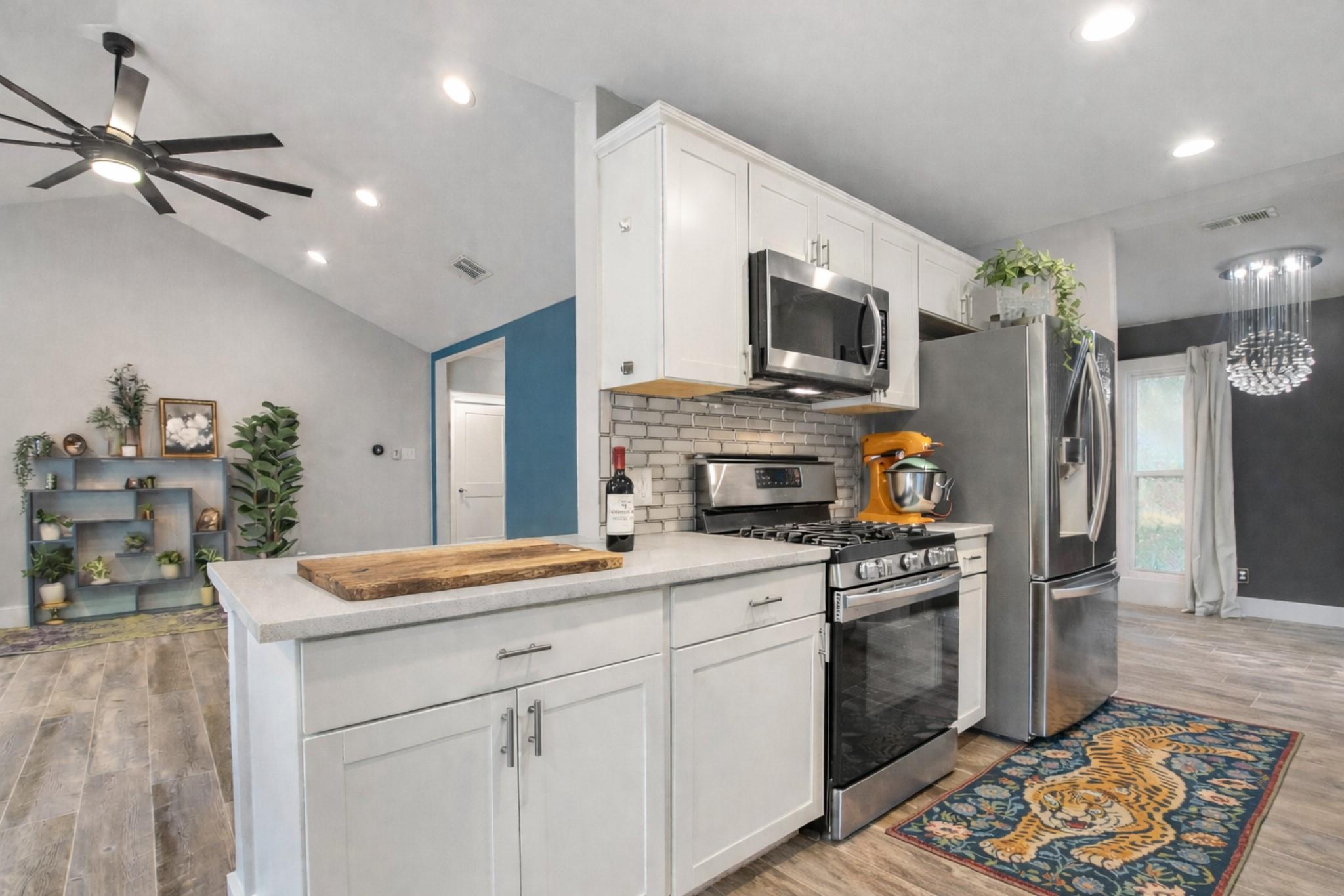 10129 Aspen St, Austin, TX 78758