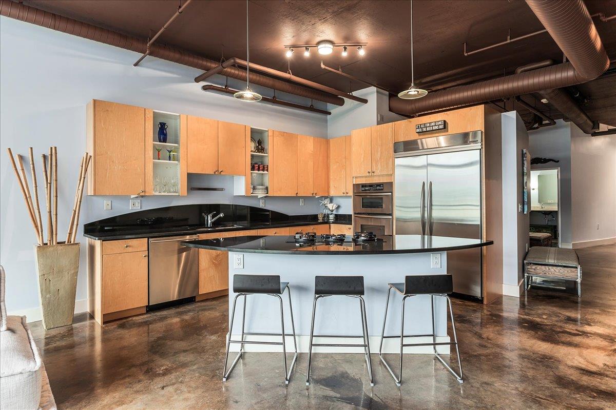 311 W 5TH St # 703, Austin, TX 78701