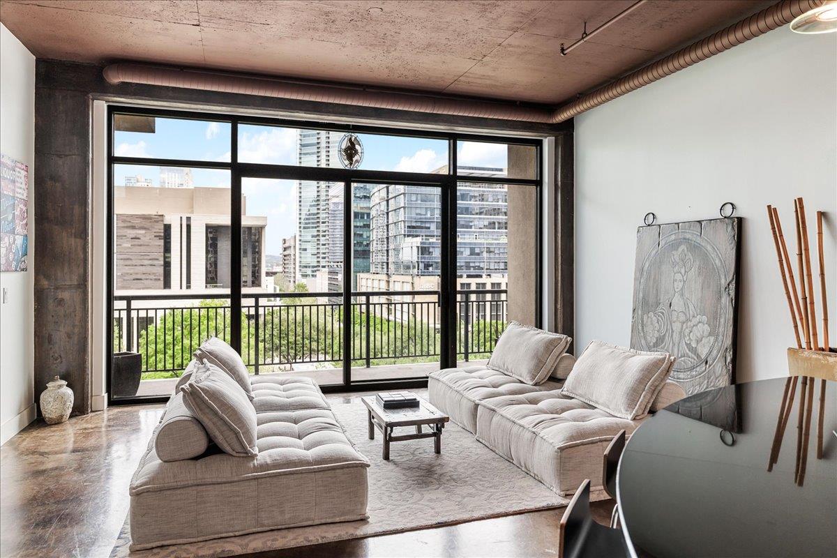 311 W 5TH St # 703, Austin, TX 78701
