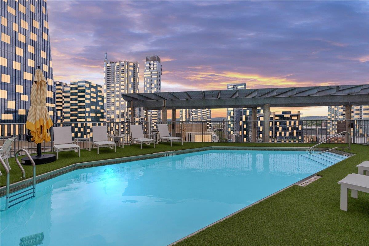 311 W 5TH St # 703, Austin, TX 78701