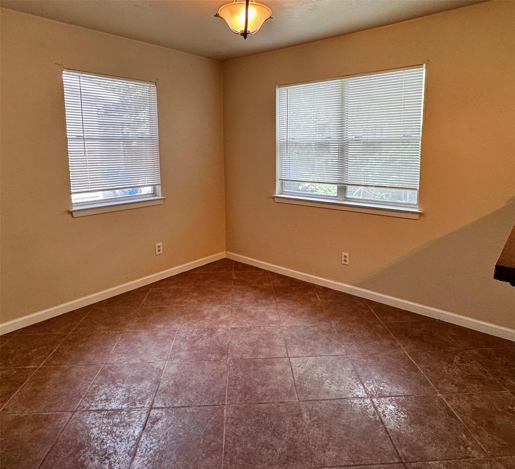 8013 Lazy Ln # B, Austin, TX 78757