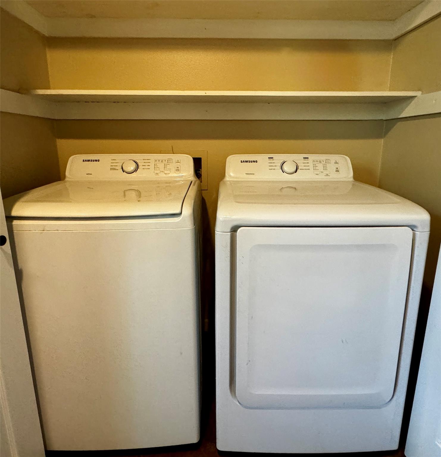 8013 Lazy Ln # B, Austin, TX 78757