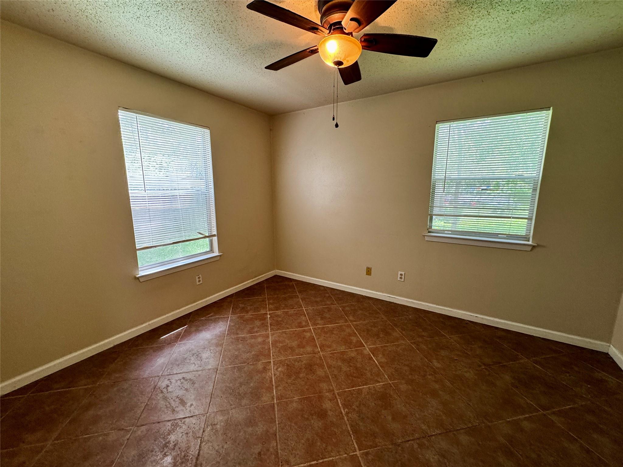 8013 Lazy Ln # B, Austin, TX 78757