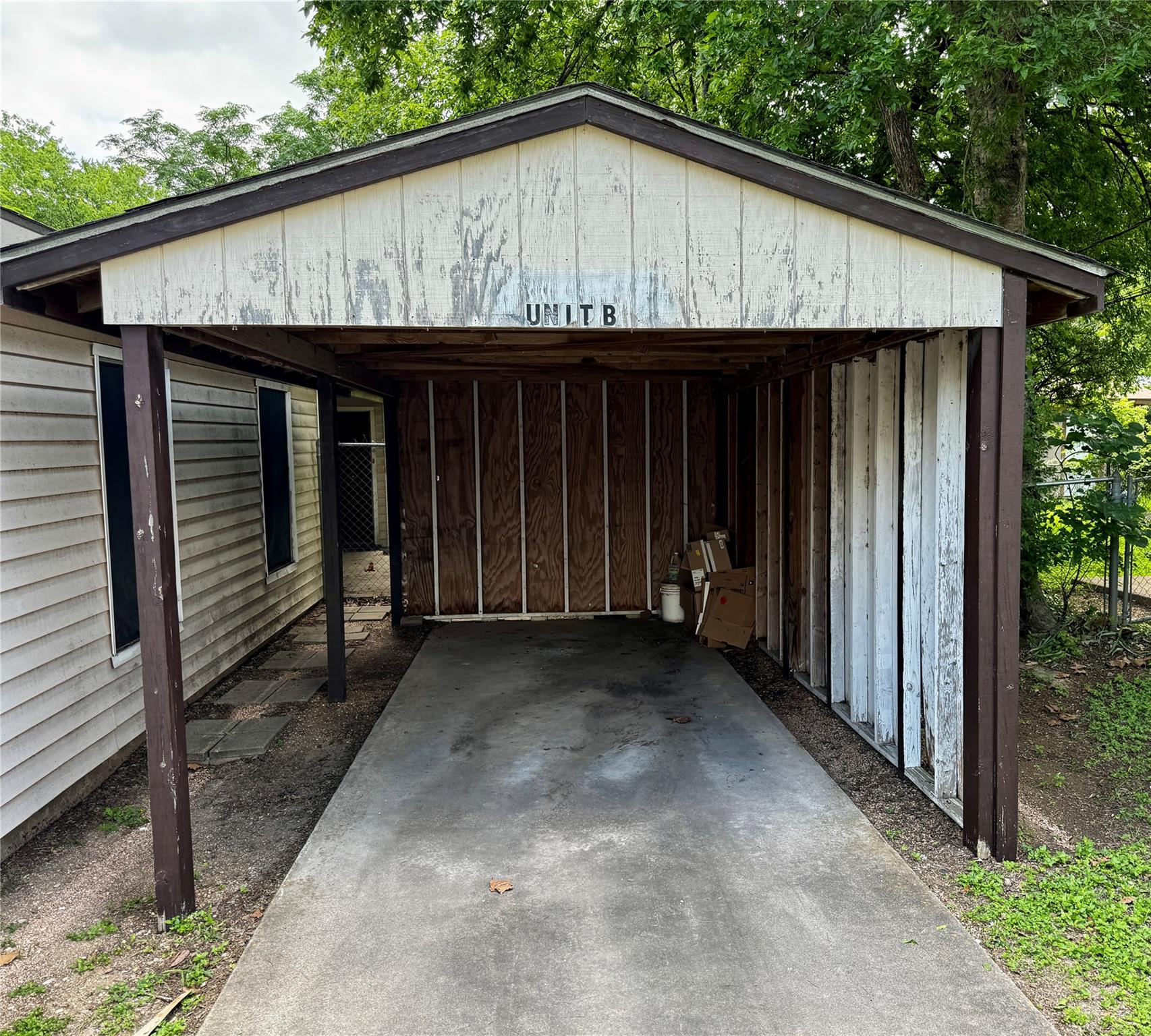 8013 Lazy Ln # B, Austin, TX 78757