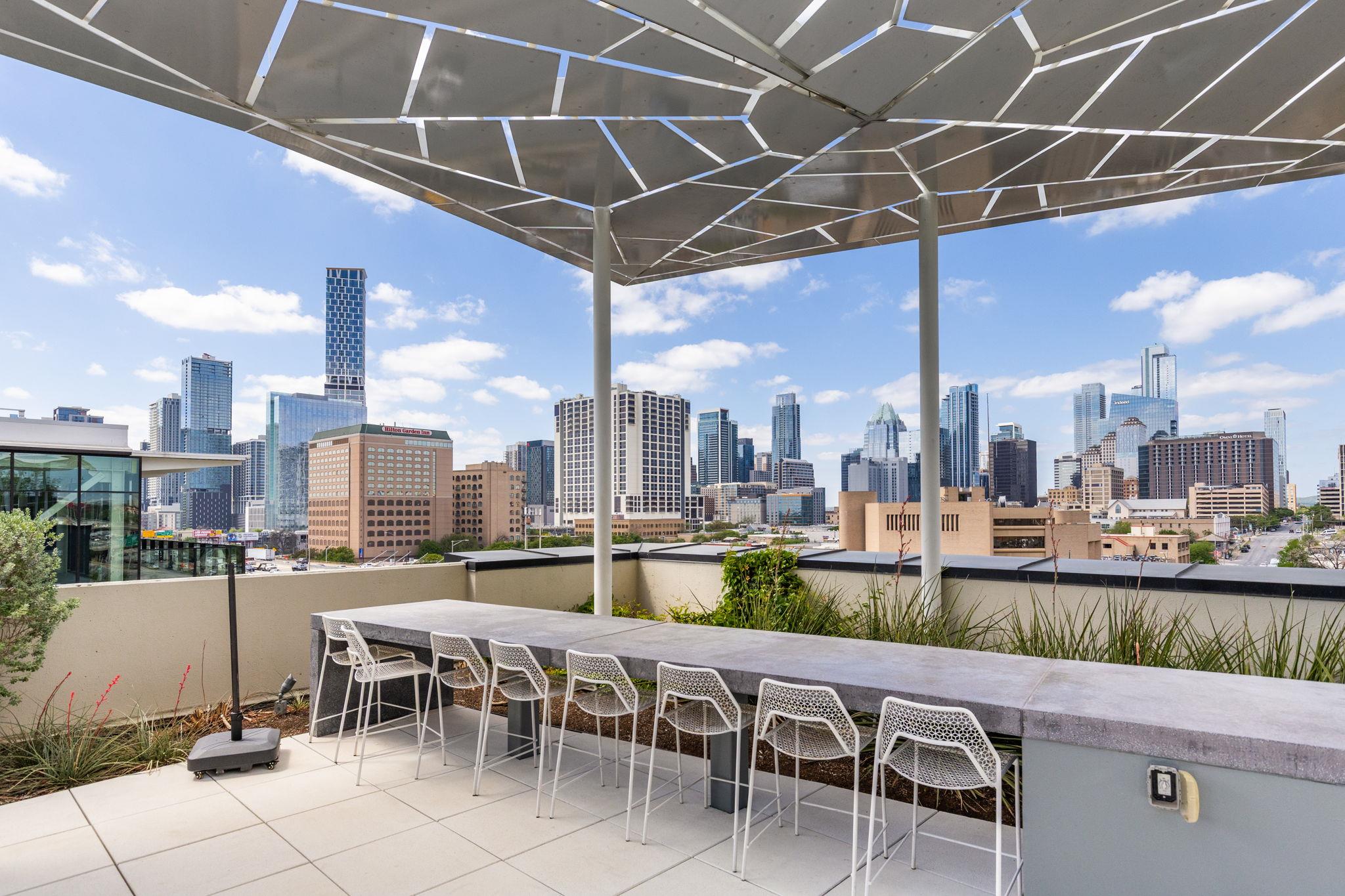 800 Embassy Dr # 113, Austin, TX 78702