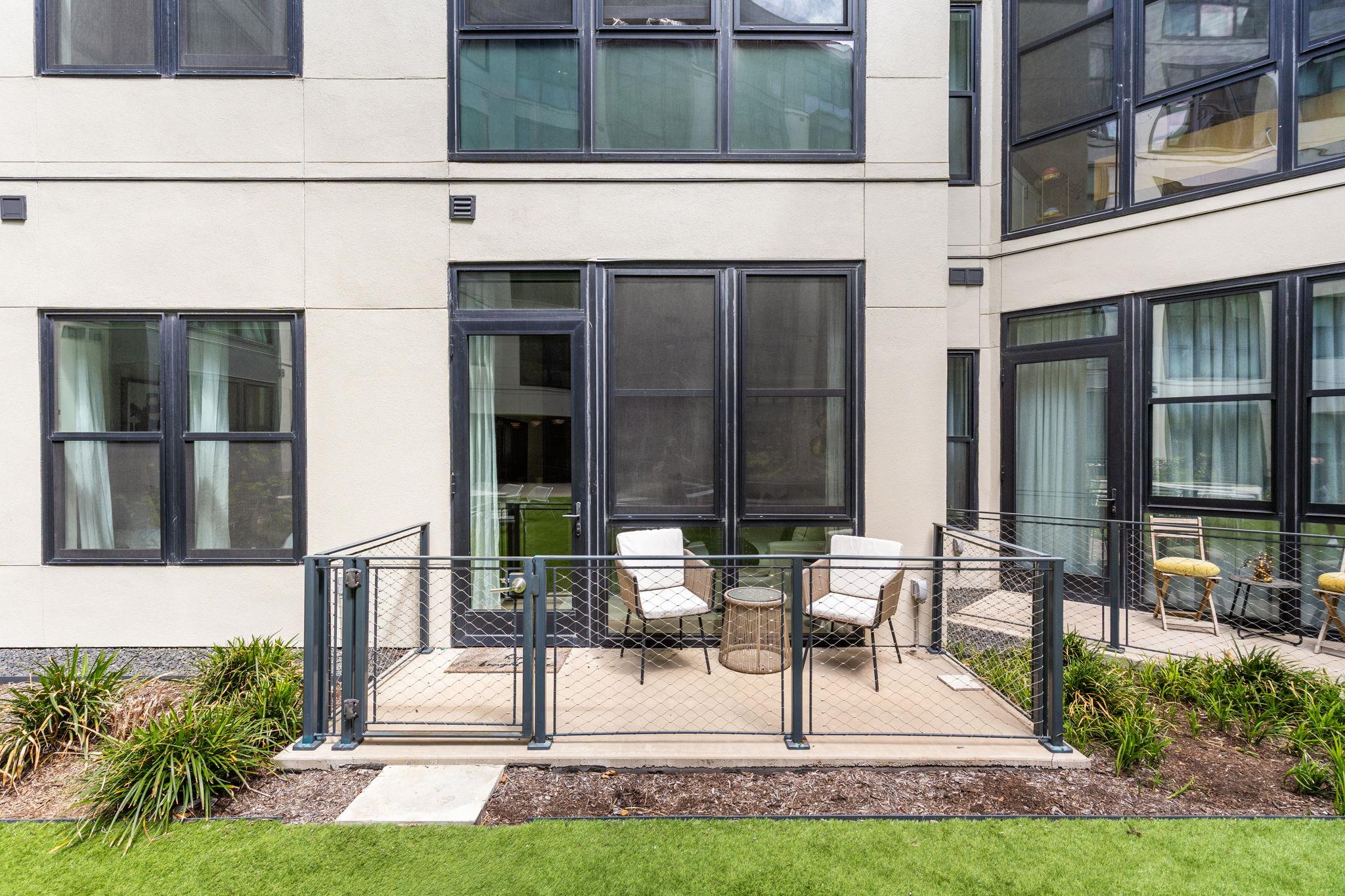 800 Embassy Dr # 113, Austin, TX 78702