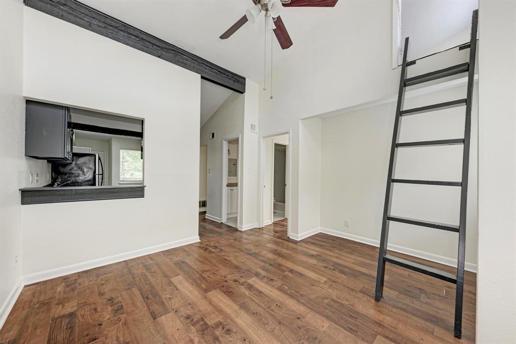 1010 W 23rd St # 2, Austin, TX 78705