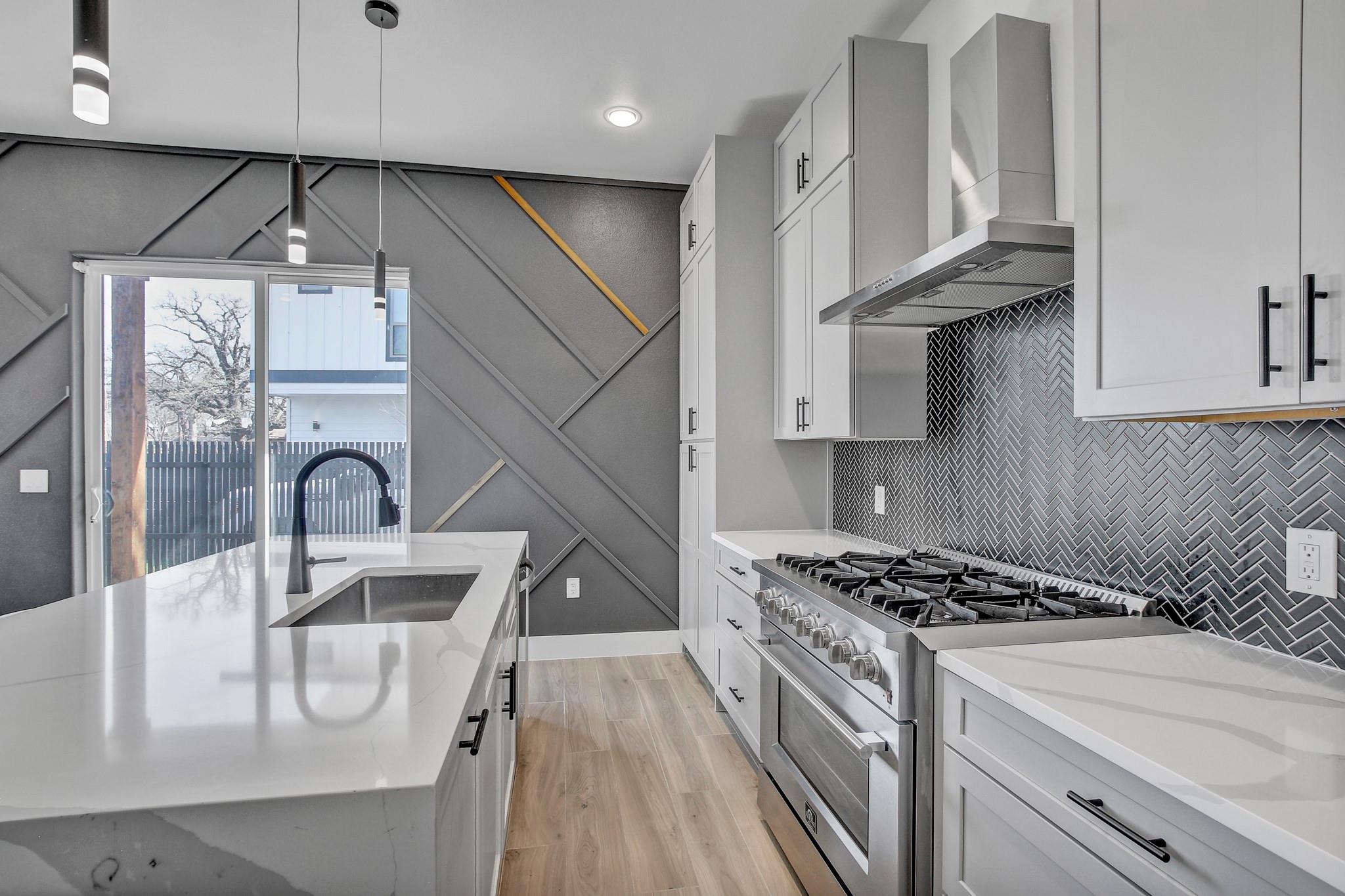 4703 Louis Ave # A, Austin, TX 78721