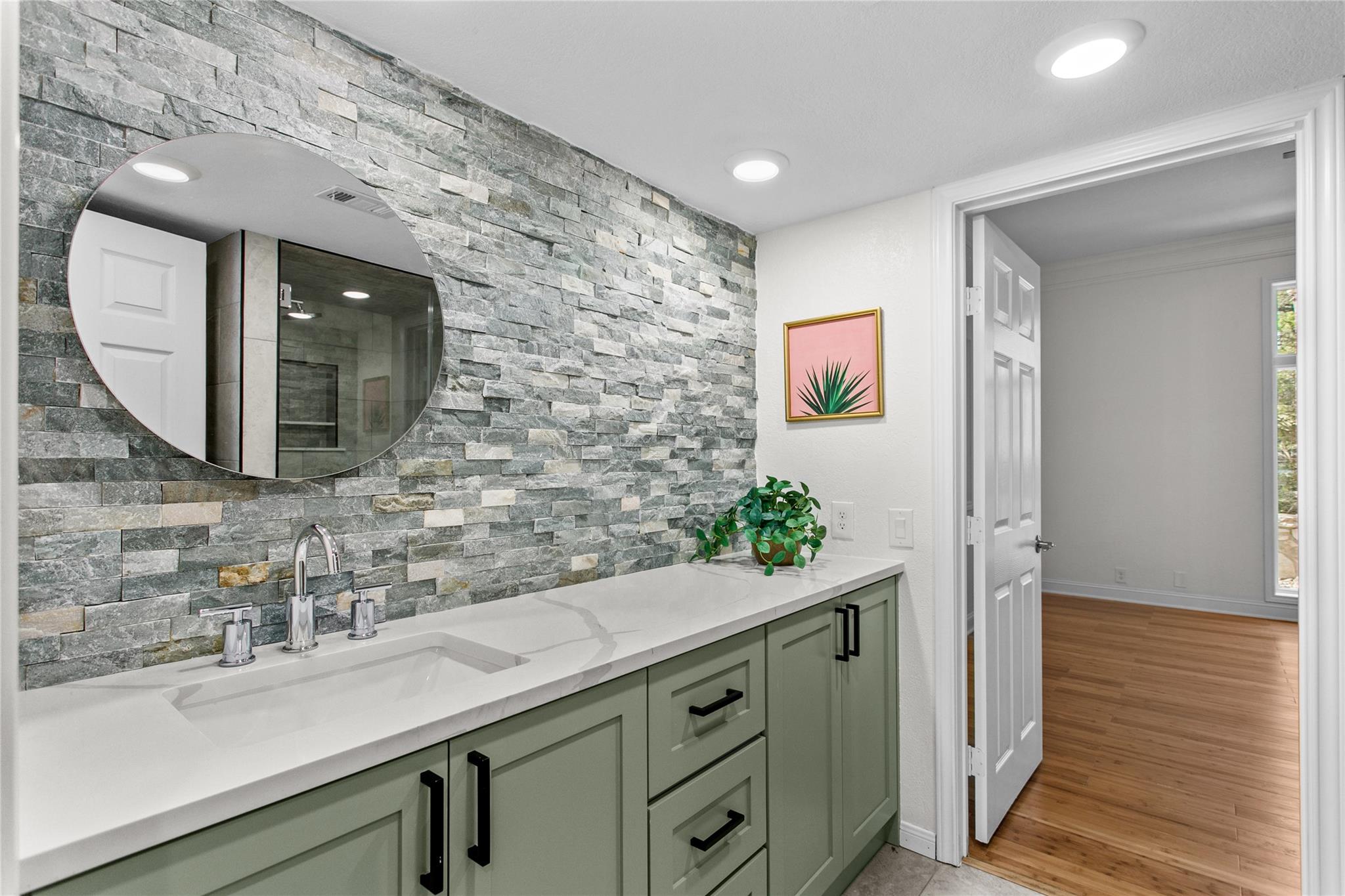 15407 Fitzhugh Pl, Dripping Springs, TX 78620