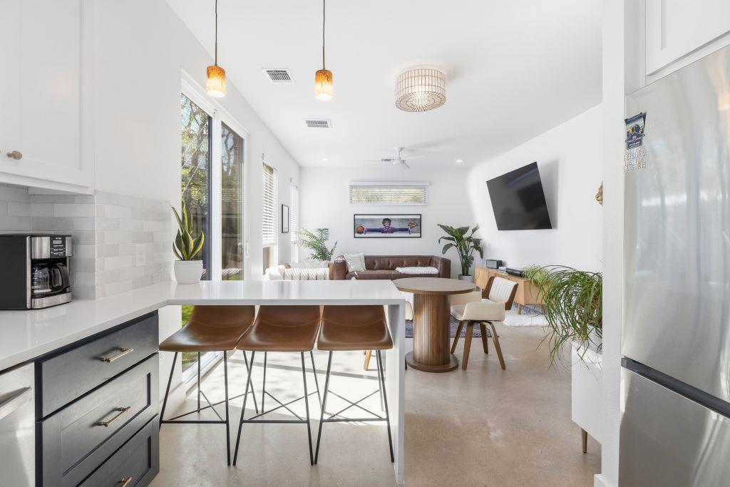 3112 Powell Cir, Austin, TX 78704