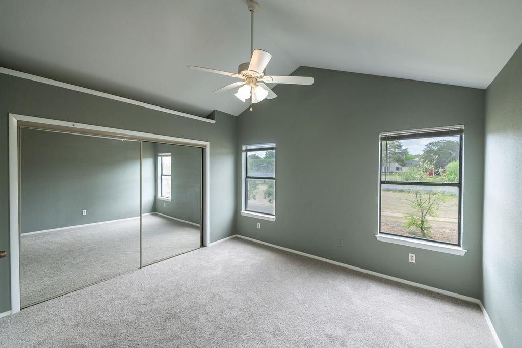 11901 Swearingen Dr # 15, Austin, TX 78758