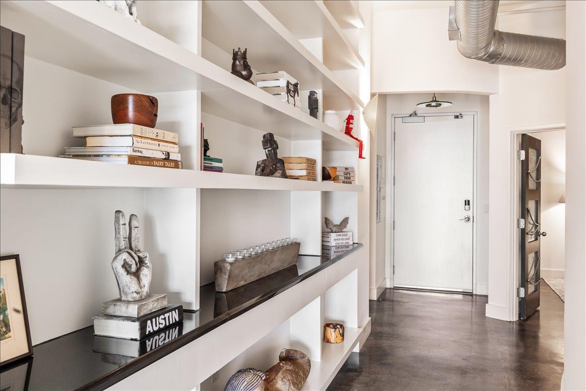 311 W 5th St # 1005, Austin, TX 78701