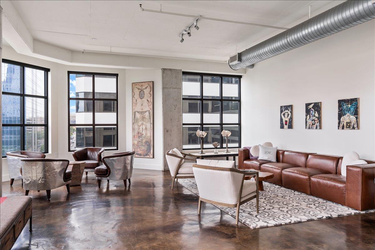 311 W 5th St # 1005, Austin, TX 78701