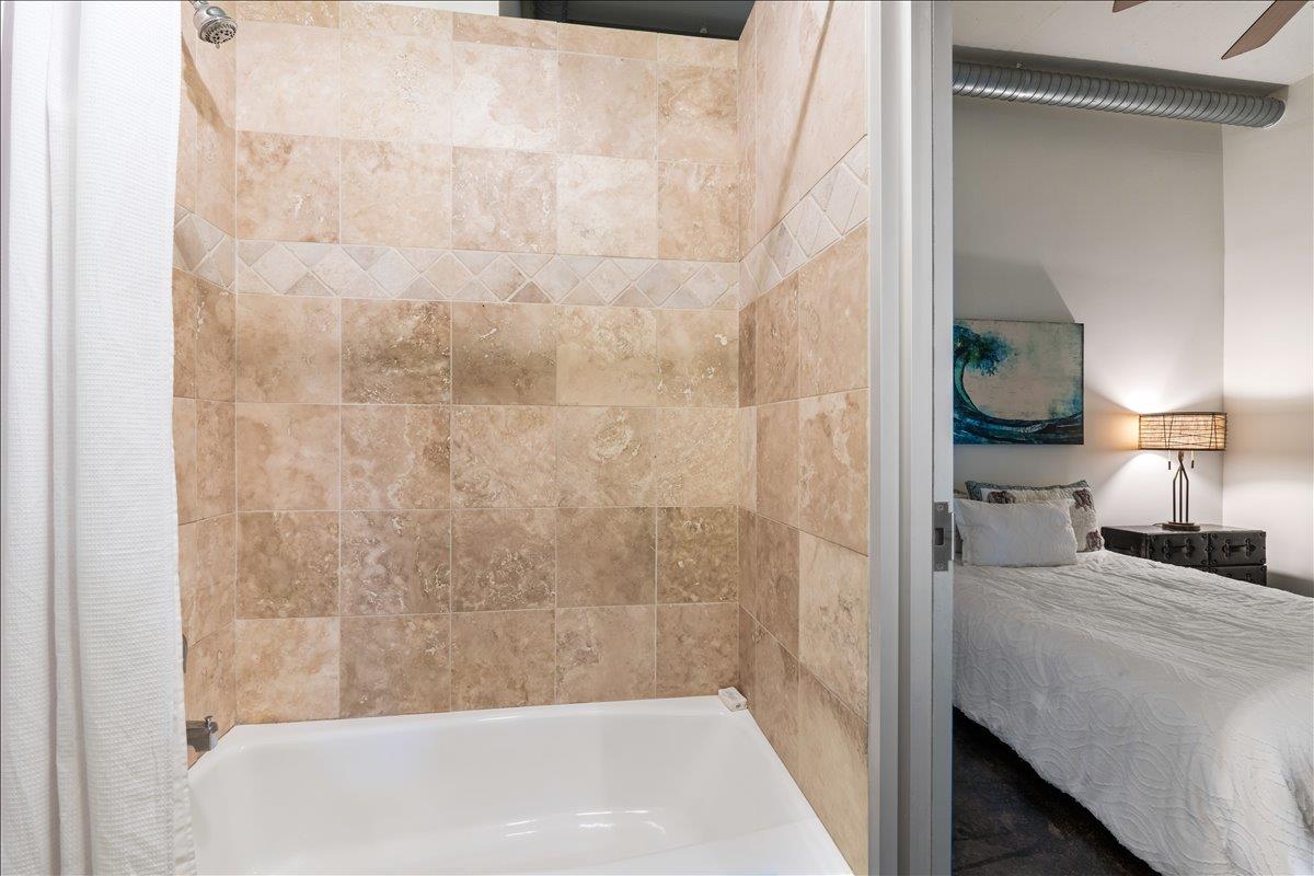 311 W 5th St # 1005, Austin, TX 78701