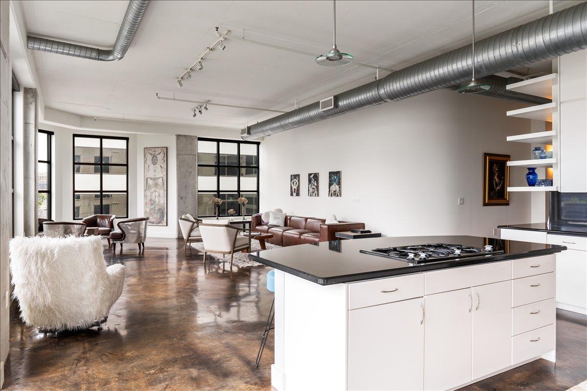 311 W 5th St # 1005, Austin, TX 78701