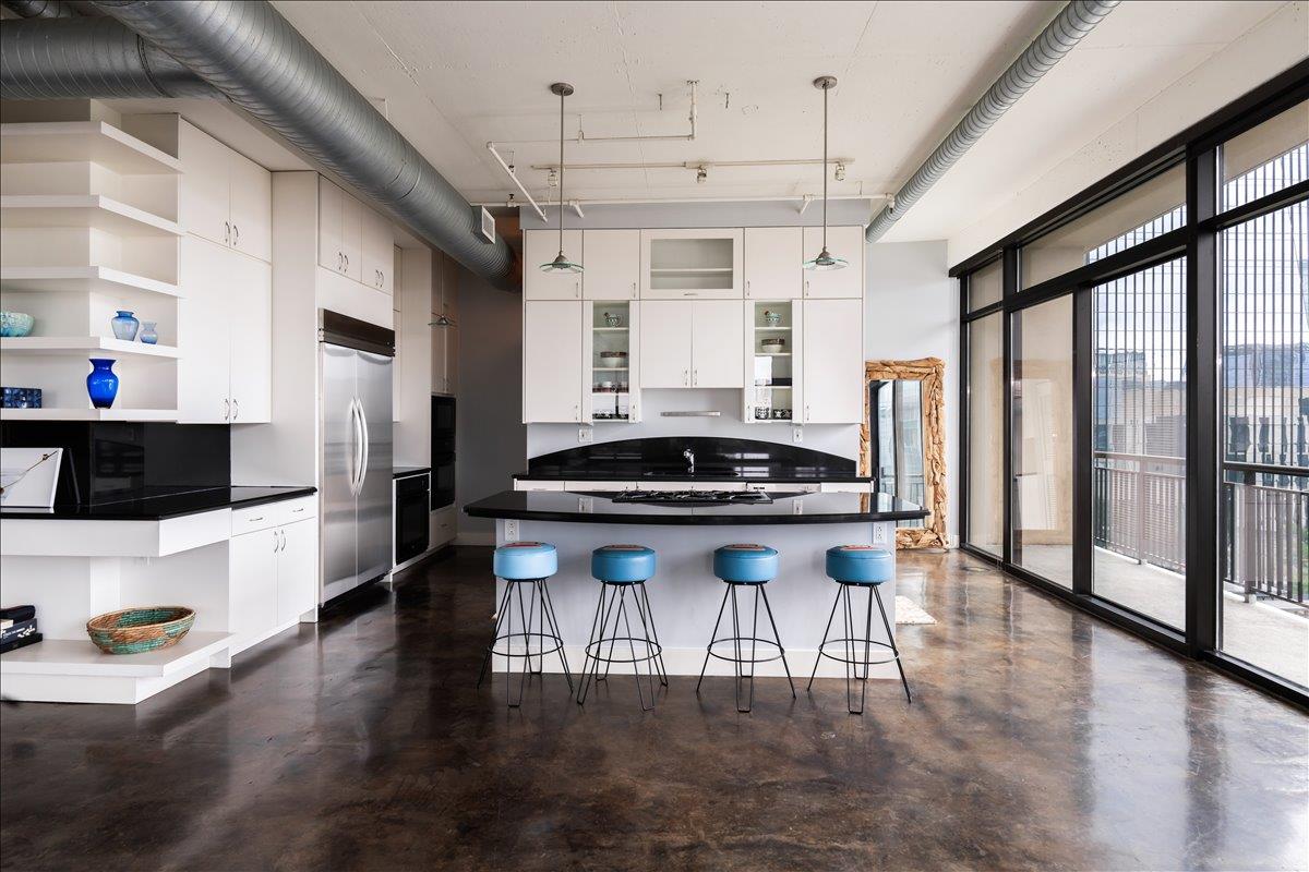 311 W 5th St # 1005, Austin, TX 78701