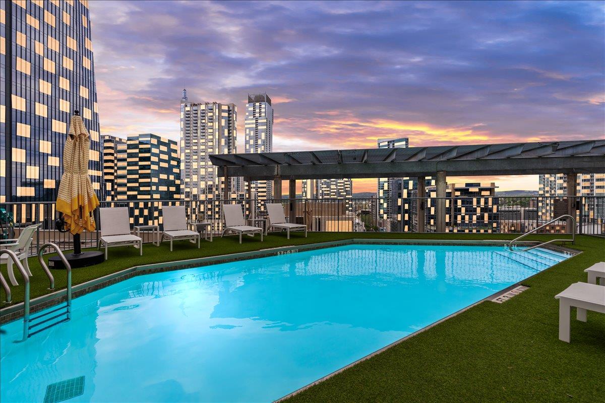 311 W 5th St # 1005, Austin, TX 78701