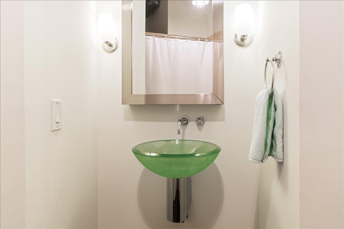 311 W 5th St # 1005, Austin, TX 78701