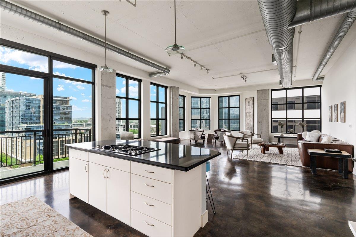 311 W 5th St # 1005, Austin, TX 78701