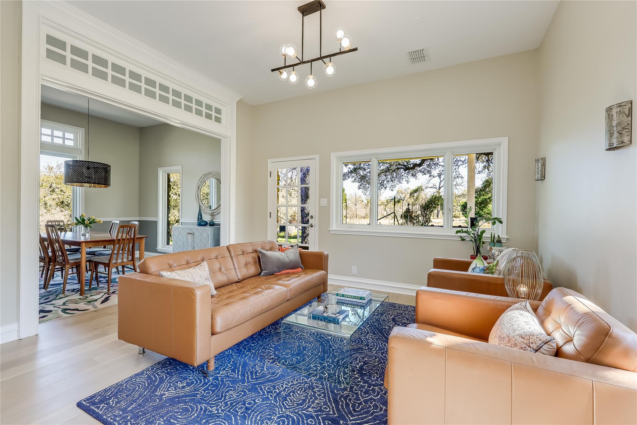 8004 Golden Oaks Ln, Austin, TX 78737