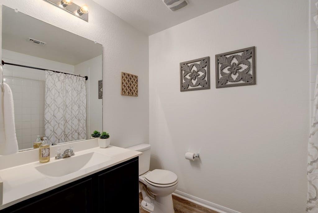 173 Rafe Ct, Kyle, TX 78640