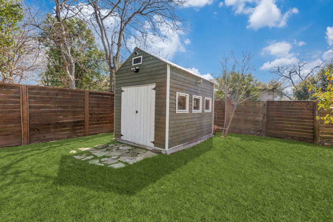 1113 Taulbee Ln, Austin, TX 78757