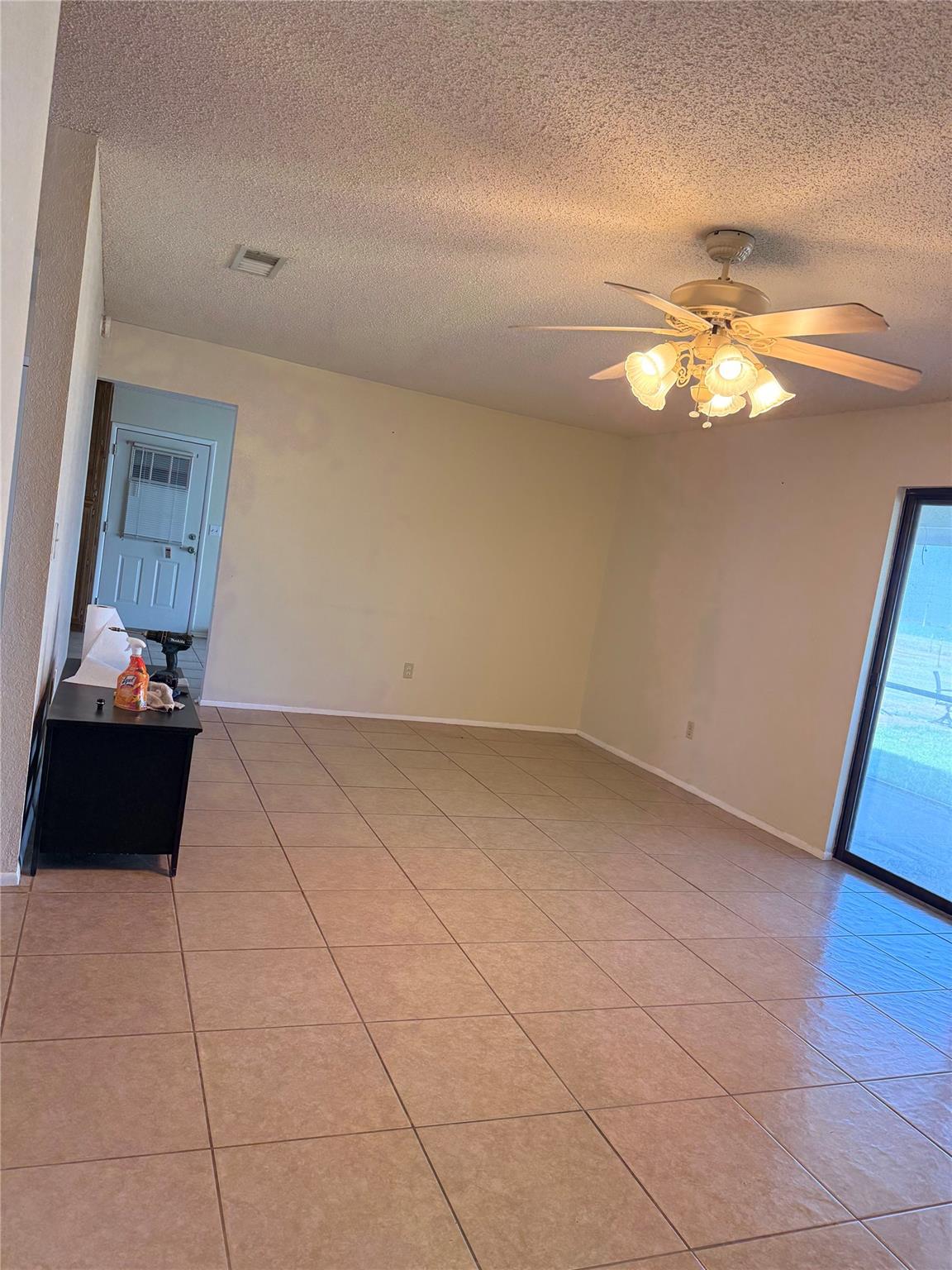 5931 Limmer Loop, Hutto, TX 78634