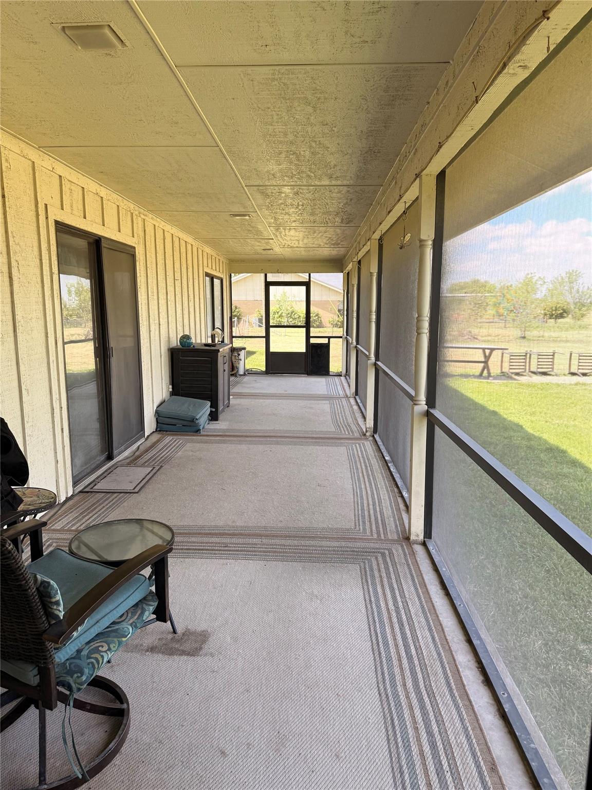 5931 Limmer Loop, Hutto, TX 78634