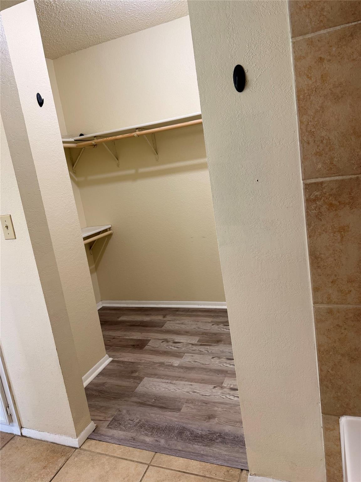 5931 Limmer Loop, Hutto, TX 78634