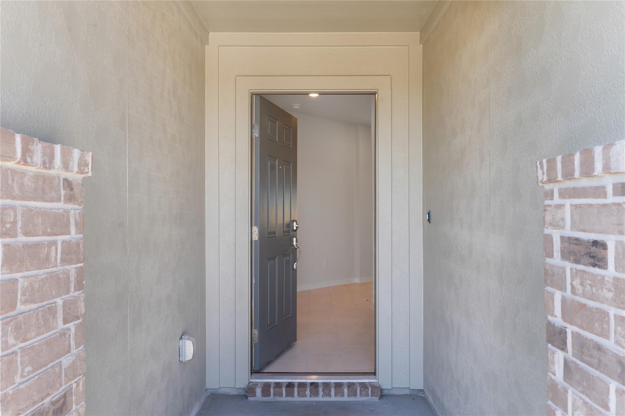 13701 Tucker Hedge Pass, Elgin, TX 78621