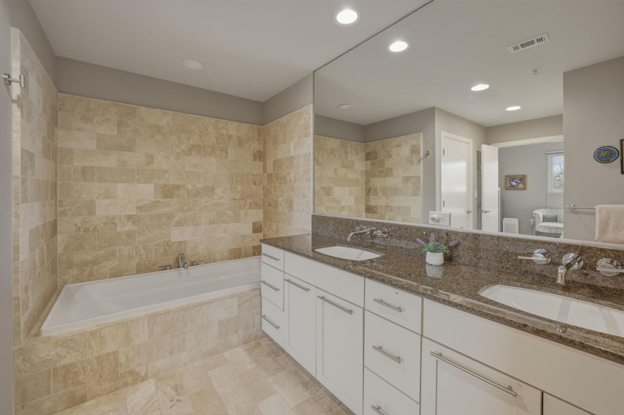 1600 Barton Springs Rd # 4305, Austin, TX 78704