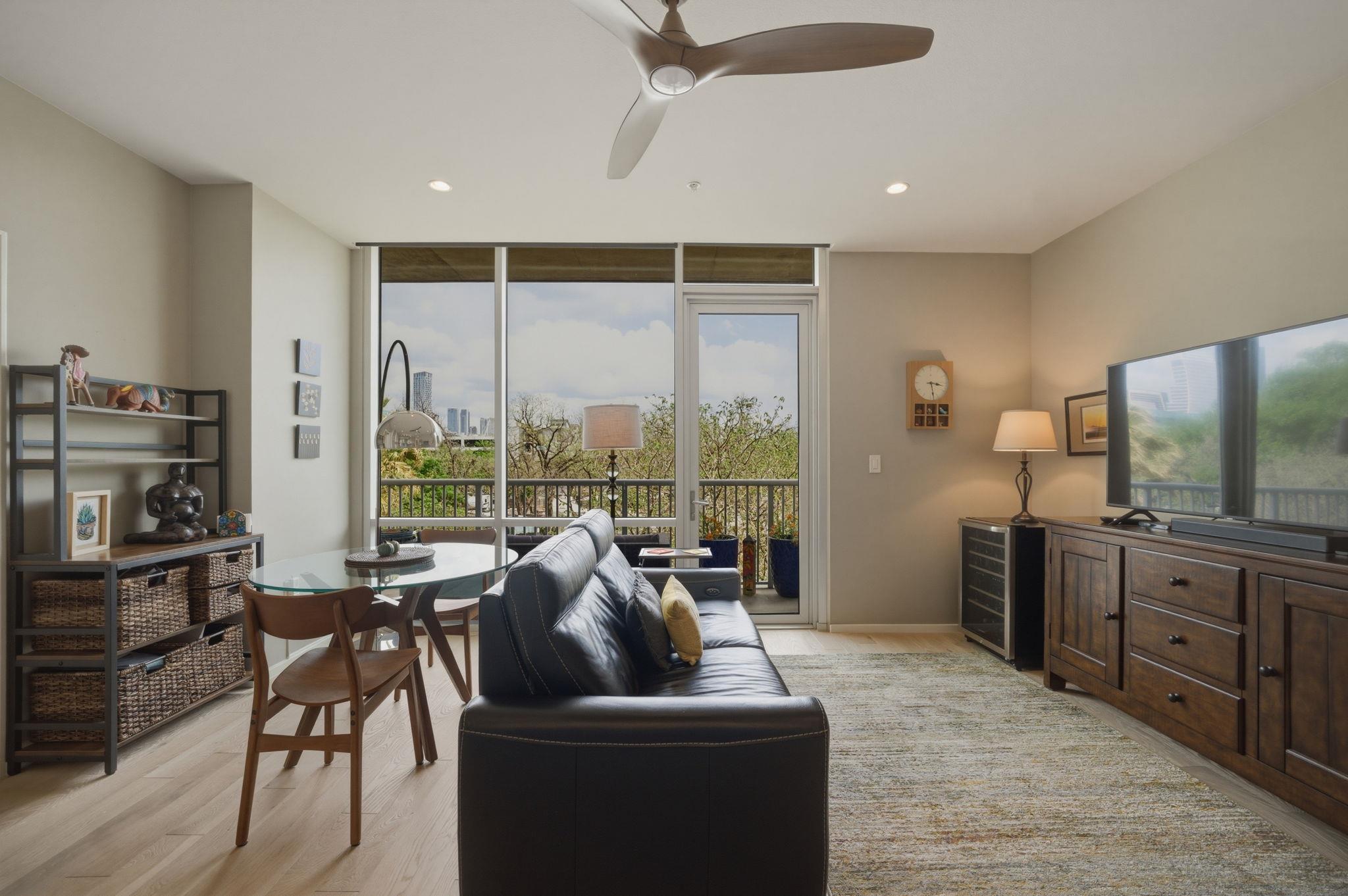 1600 Barton Springs Rd # 4305, Austin, TX 78704