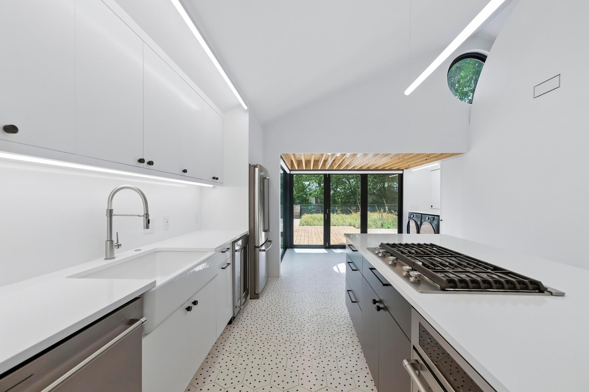 5207 Avenue F, Austin, TX 78751