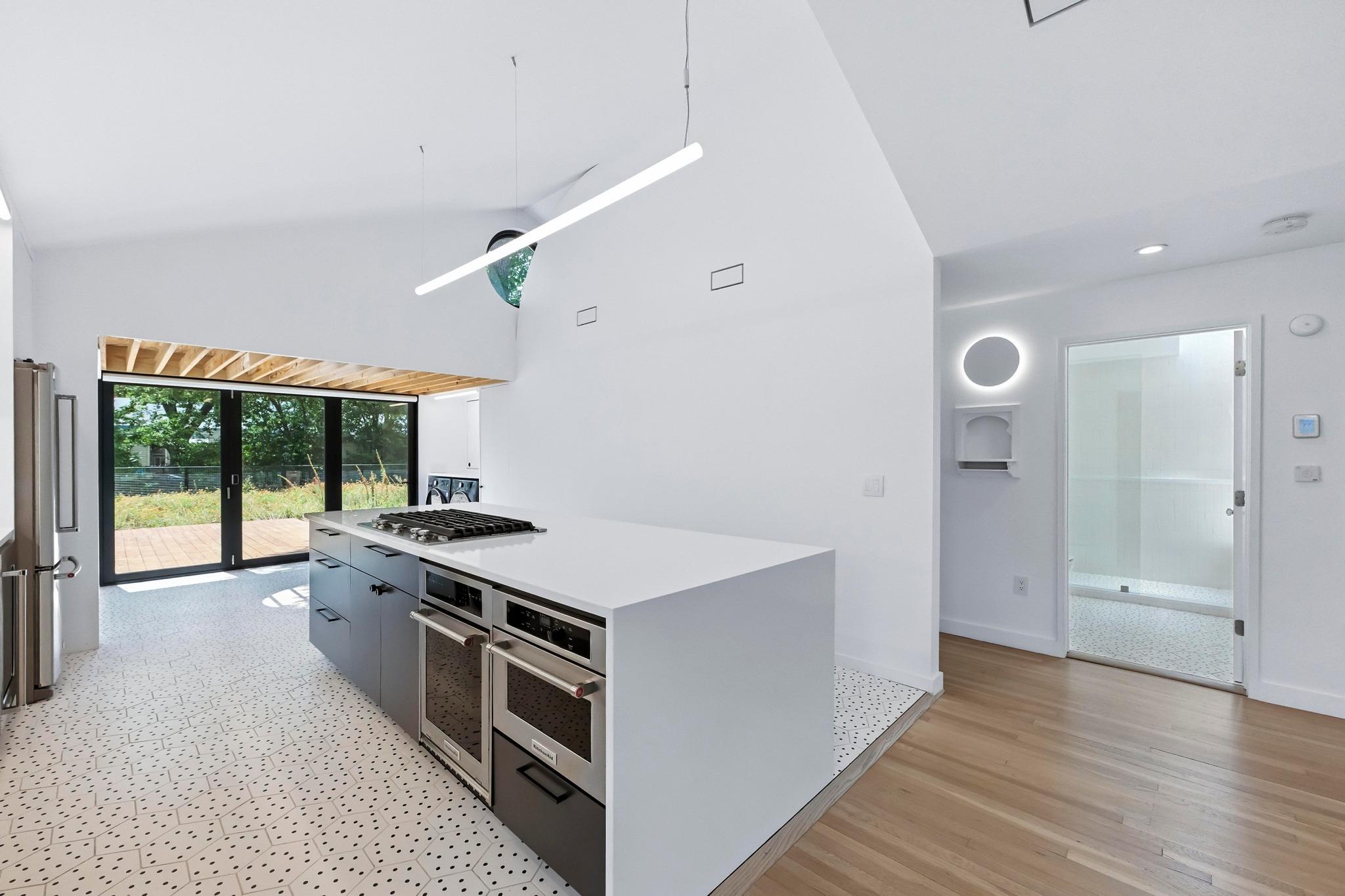 5207 Avenue F, Austin, TX 78751