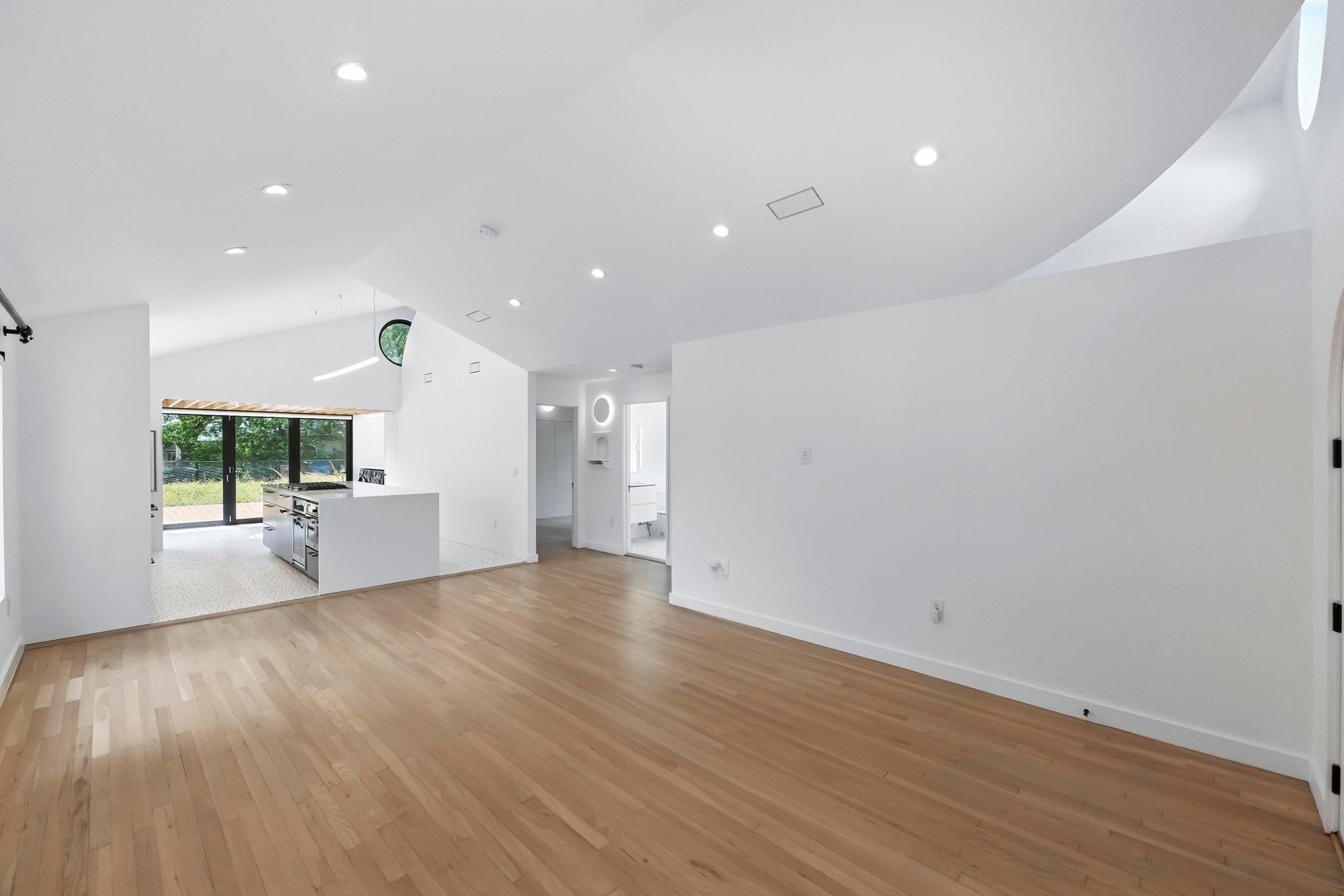 5207 Avenue F, Austin, TX 78751