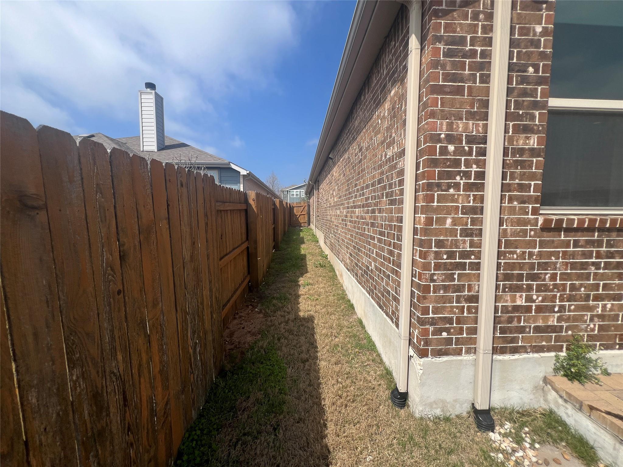 7009 Sienna Rouge Path, Austin, TX 78744