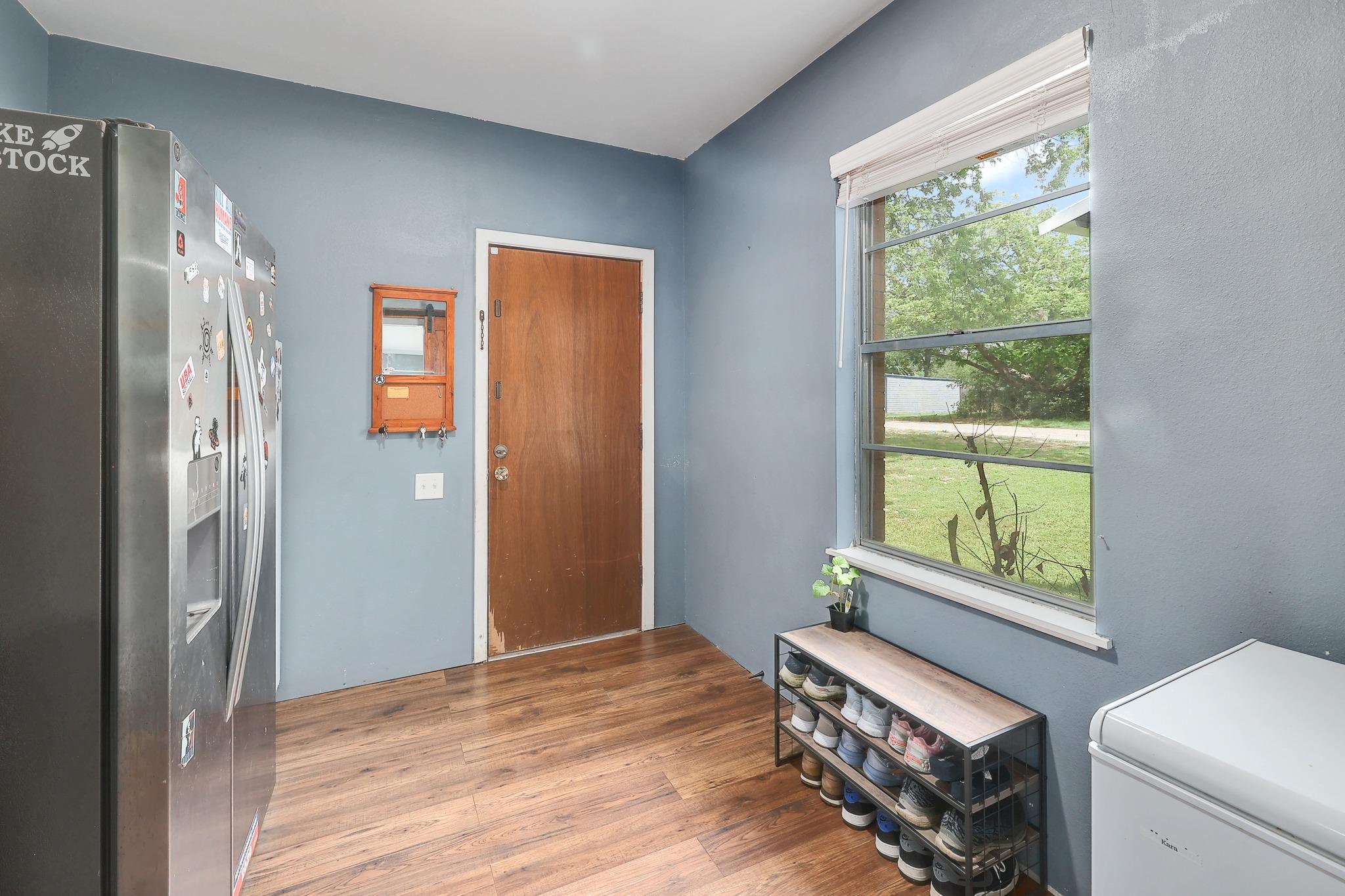 302 Vernon St, Thrall, TX 76578