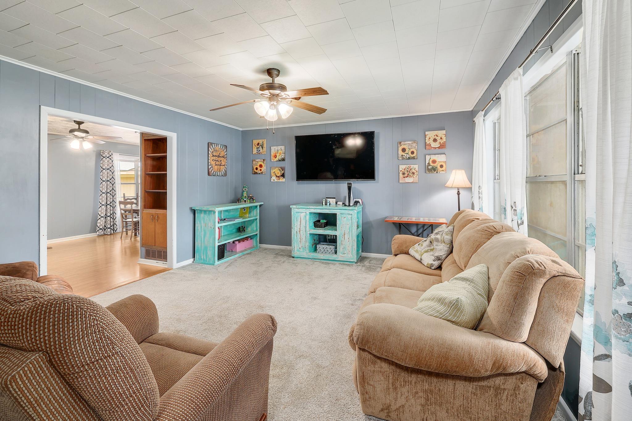 302 Vernon St, Thrall, TX 76578