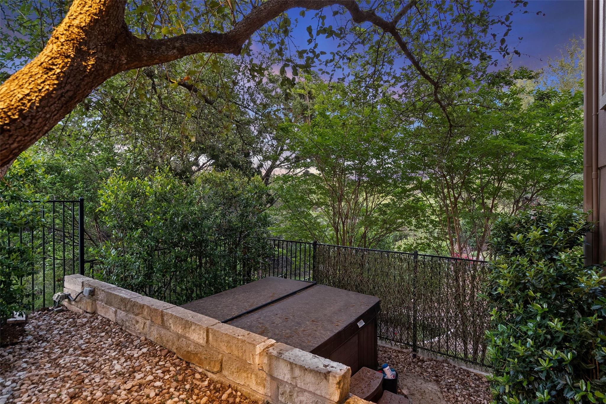 4636 Mont Blanc Dr, Bee Cave, TX 78738