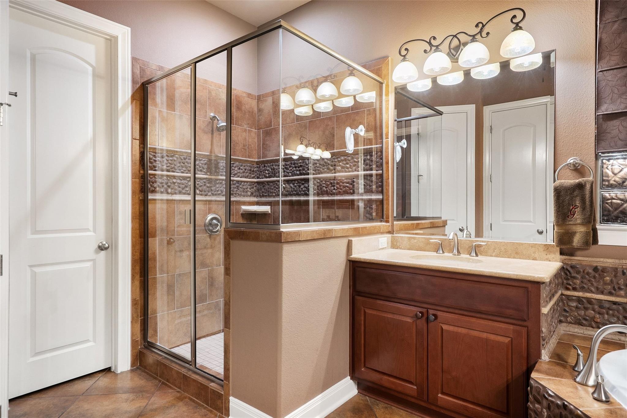 4636 Mont Blanc Dr, Bee Cave, TX 78738